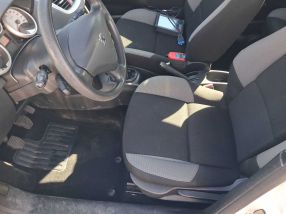 Peugeot 207 - 2009