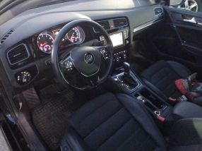 Volkswagen Golf - 2016