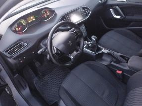Peugeot 308 - 2015