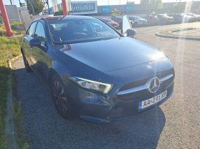 Mercedes-Benz A - 2022