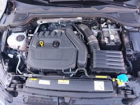 Volkswagen Golf - 2020
