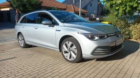 Volkswagen Golf - 2024