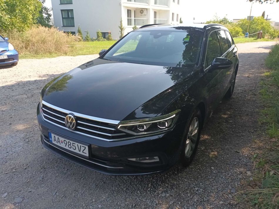 Volkswagen Passat - 2021