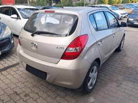 Hyundai i20 - 2011