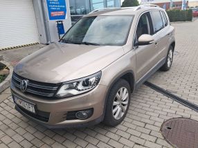 Volkswagen Tiguan - 2012
