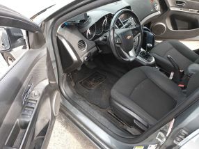 Chevrolet Cruze - 2011