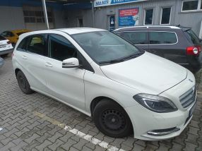 Mercedes-Benz B - 2014