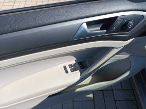 Volkswagen Golf - 2013