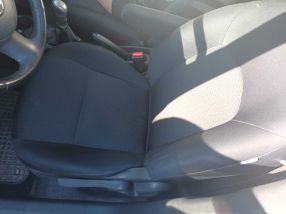 Nissan Micra - 2010