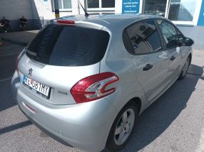 Peugeot 208 - 2014