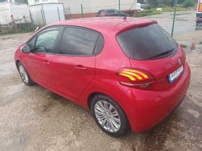 Peugeot 208 - 2017