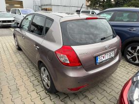 Kia Ceed - 2010
