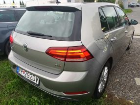 Volkswagen Golf - 2017