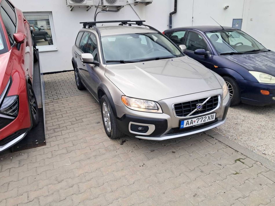 Volvo XC70 - 2009