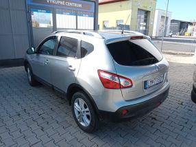 Nissan Qashqai - 2013