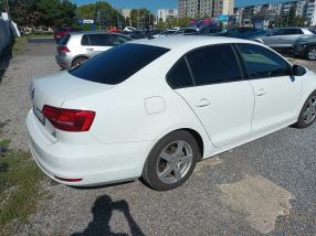 Volkswagen Jetta - 2015