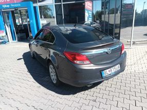 Opel Insignia - 2012