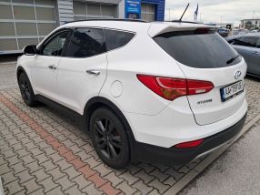 Hyundai Santa Fe - 2015