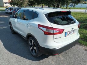 Nissan Qashqai - 2015