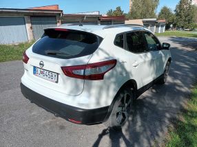 Nissan Qashqai - 2015