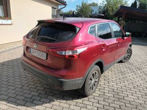 Nissan Qashqai - 2015