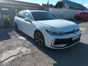 Volkswagen Passat - 2024