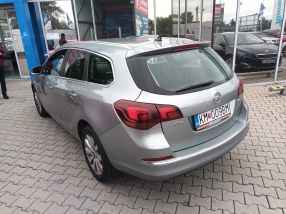 Opel Astra - 2014