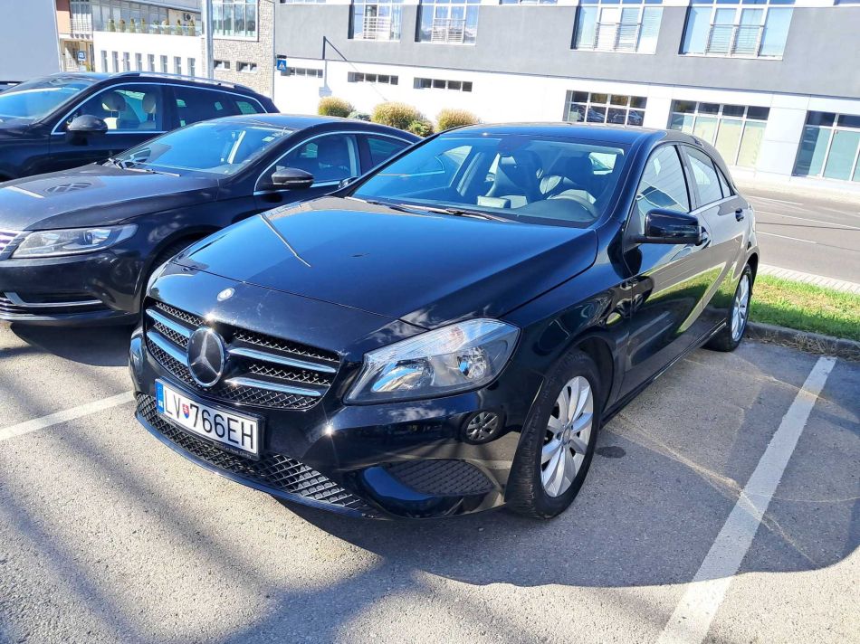 Mercedes-Benz A - 2014