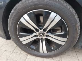 Mercedes-Benz C - 2021