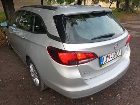 Opel Astra - 2021
