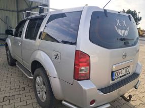 Nissan Pathfinder - 2007