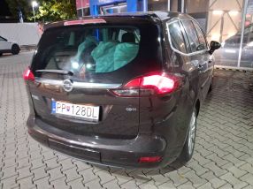 Opel Zafira Tourer - 2016