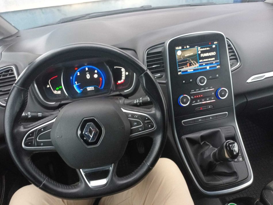 Renault Grand Scenic - 2017