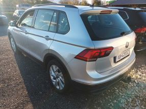 Volkswagen Tiguan - 2021