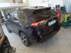 Suzuki Across - 2022