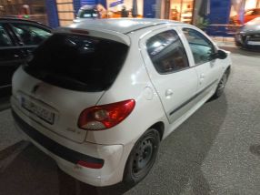 Peugeot 206 - 2010