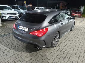 Mercedes-Benz CLA - 2016