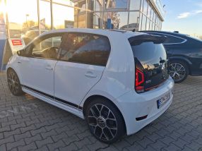 Volkswagen Up! - 2021