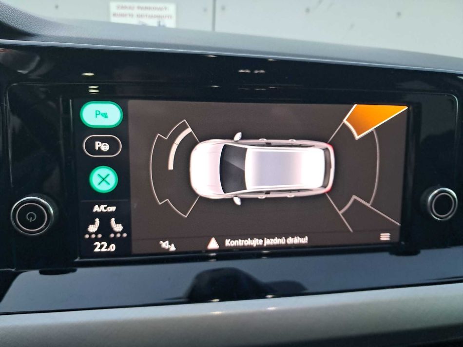 Volkswagen Golf - 2021