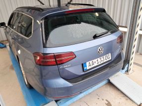 Volkswagen Passat - 2015