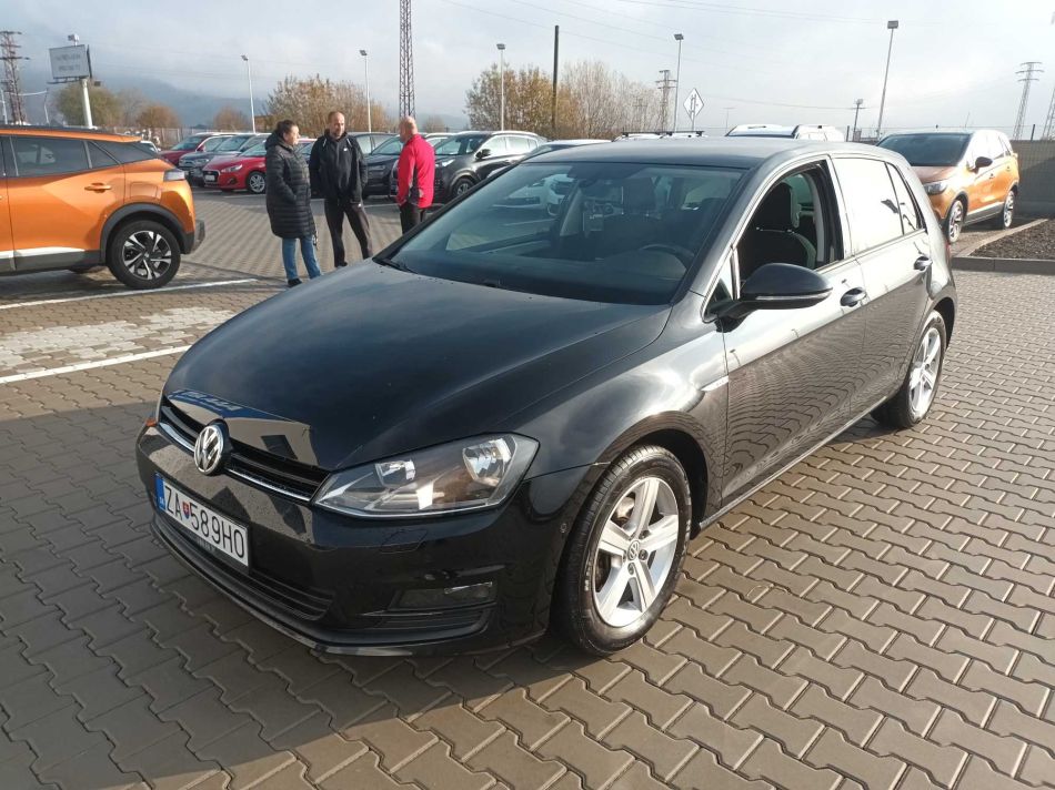 Volkswagen Golf - 2014