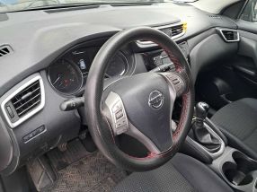 Nissan Qashqai - 2015