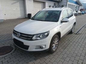Volkswagen Tiguan - 2012