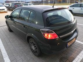 Opel Astra - 2010