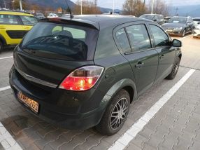 Opel Astra - 2010
