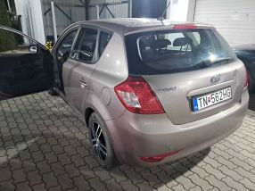 Kia Ceed - 2011