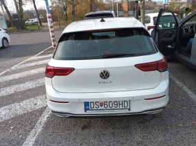 Volkswagen Golf - 2020