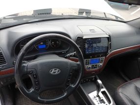 Hyundai Santa Fe - 2010
