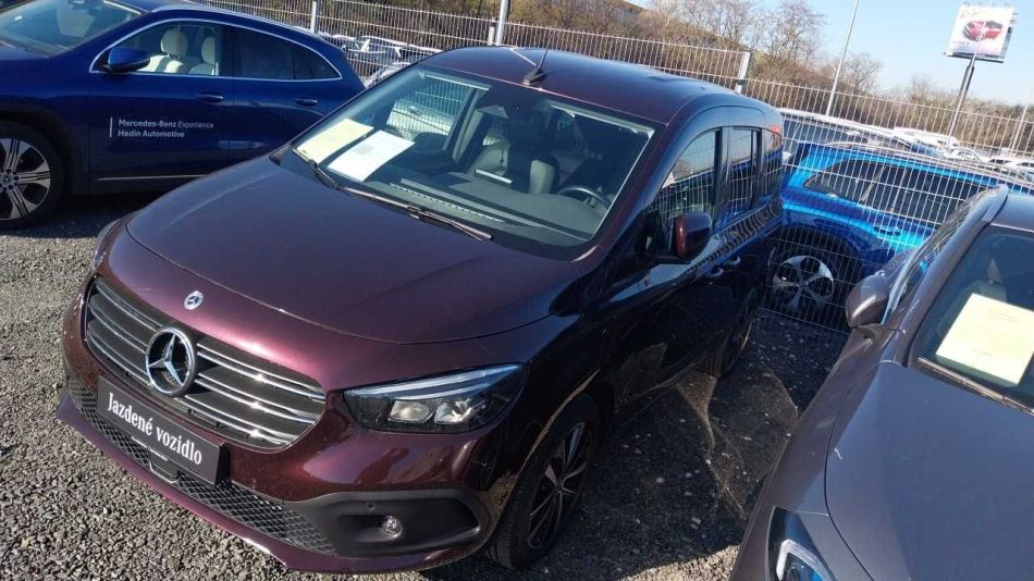 Mercedes-Benz T - 2024