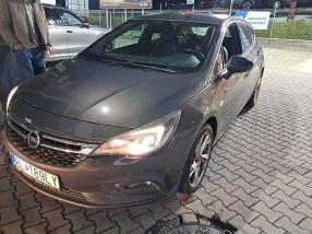 Opel Astra - 2016